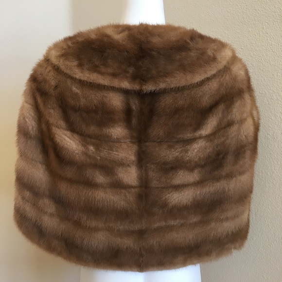 Vintage Mink Stole by The Halle Bros Co Medium Brown Fur Satin lining - Picture 2 of 7